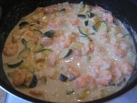recette - Poêlée de crevettes au curry et au lait de coco