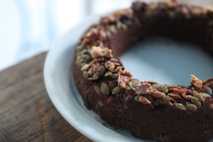 Brownie vegan à la patate douce, aux dattes et au chocolat