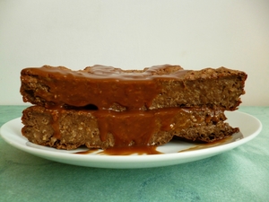 Gâteau hyperproteiné vegan chocolat chicorée caramel