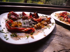 Foie d'agneau, tomates et poivrons