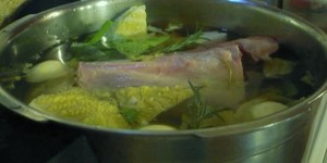 recette - Potée aux légumes du jardin (jarret de veau - saucisses)