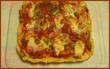 Recette-pizza-jambon-anchois-fromage-et-origan