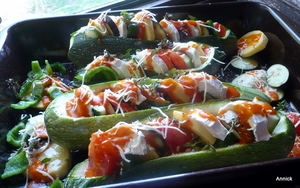 recette - Courgettes farcies aux légumes et au chèvre