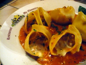 Lumaconi à la bolognaise