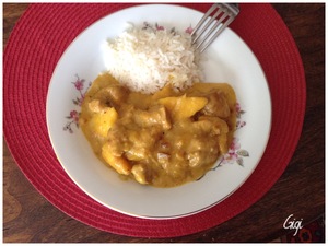 Poulet à la mangue et au curry
