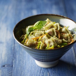 recette - Julienne de légumes et ravioles à poêler basilic