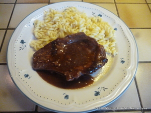 recette - Côtes de porc au vin rouge