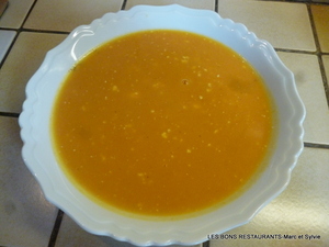 Soupe aux carottes et au curry