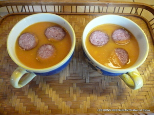 recette - Soupe de carottes au fromage à tartiner et au piment d'Espelette