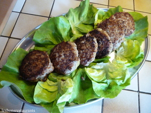 Biftecks aux râpées de pommes de terre