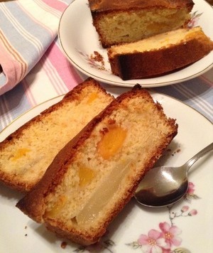 recette - Cake moelleux aux poires et aux pêches