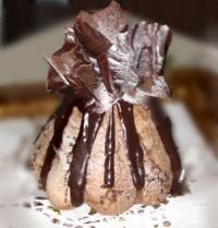 Charlotte au chocolat-biscuits dacquoises aux raisins