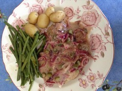 recette - Côtes de porc à l'oignon rouge et à la moutarde