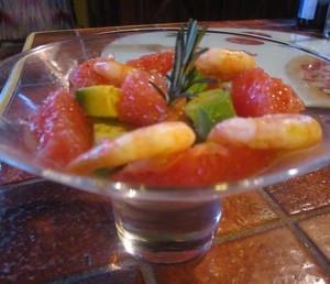 recette - Coupes pamplemousse rose, avocat et crevettes