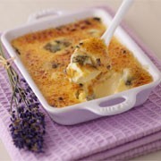 recette - Crème brûlée au roquefort et à la lavande