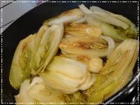 recette - Endives caramélisées au miel et aux noix