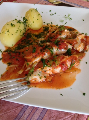 recette - Filet de cabillaud sur lit de fenouil et tomates