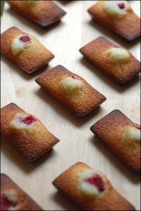 Financiers à la framboise