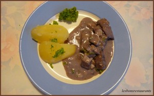 recette - Fricassée de merlan au vin rouge