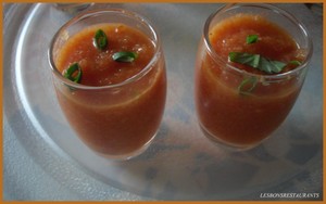 Gaspacho aux tomates et concombre