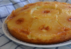 Gâteau à l'ananas caramélisé