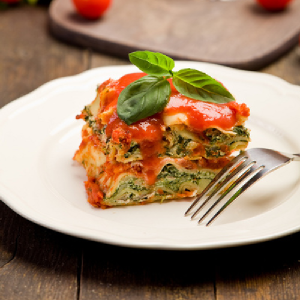 Lasagnes aux courgettes, tomates et tofu