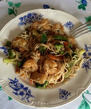 recette - Nouilles Chinoises aux Légumes et Scampis .