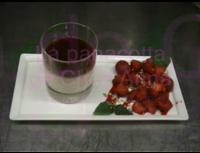 Panna cotta aux fruits rouges et menthe