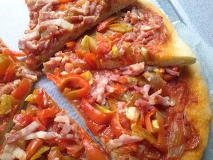 recette - Pizza lardons et poivrons