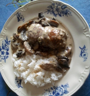 Roulades de bœuf aux champignons à la crème 