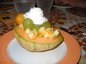 recette - Salade de fruits frais : melon, raisins, pomme, mangue