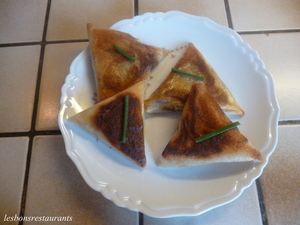 Samoussas ou croustillants à la tapenade