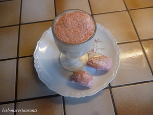 recette - Tiramisu à l'ananas et aux biscuits roses de Reims