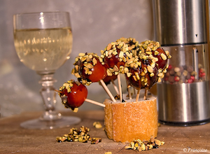 Tomates cerises caramélisées aux éclats de pistache