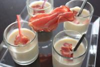 Verrine de maïs, bacon grillé et roquefort