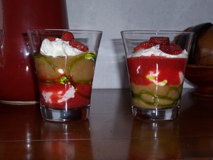 recette - Verrines rhubarbe, fraise et mascarpone