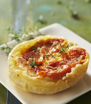 Tatin de tomate aux mini-quenelles