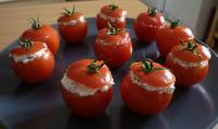 recette - Tomates farcies au chèvre frais
