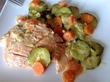 Filets de saumon, carottes et courgettes