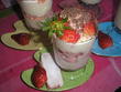 Tiramisu aux fraises et meringues en verrine