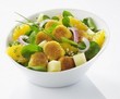 Salade de mâche, orange et polenta à poêler